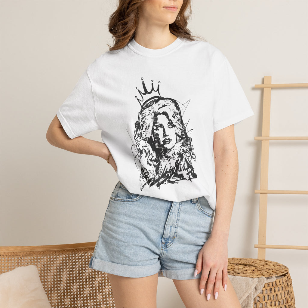 Queen of Country Graffiti Tee