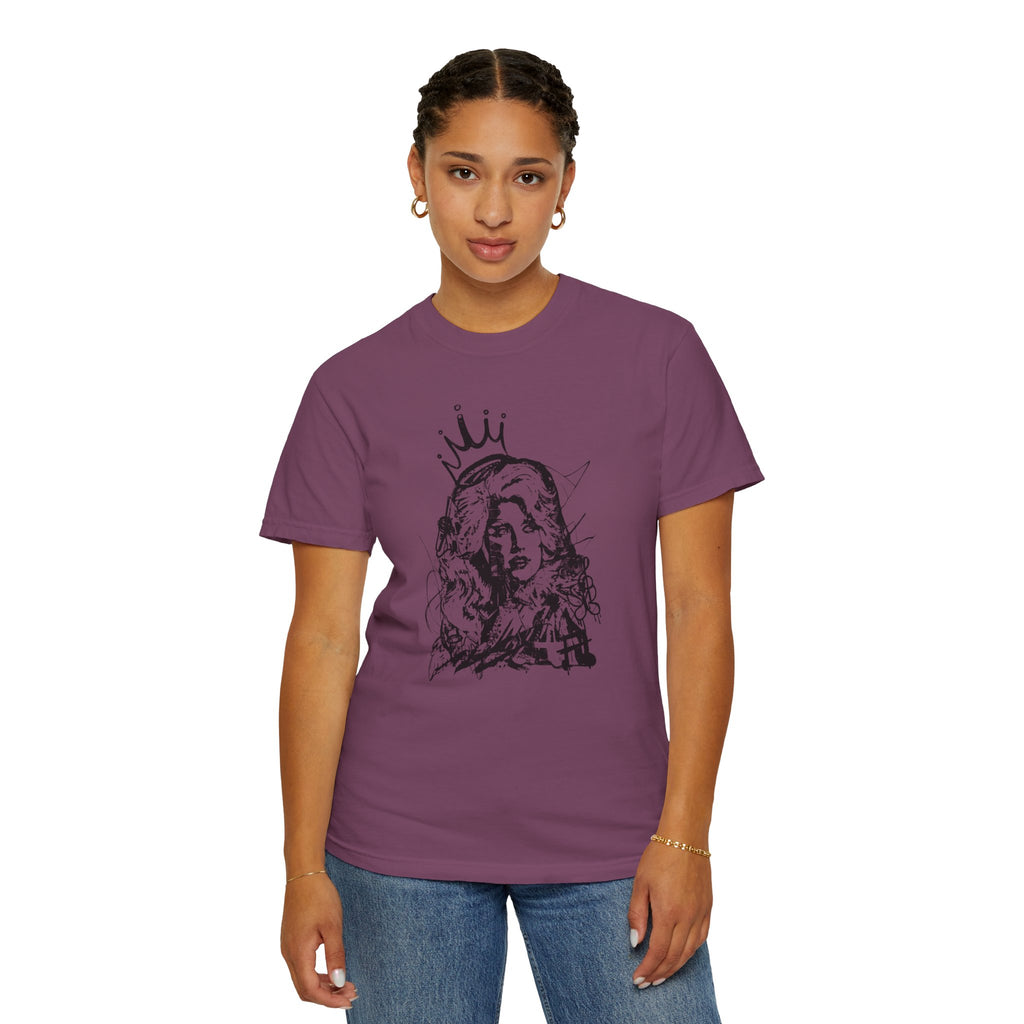 Queen of Country Graffiti Tee