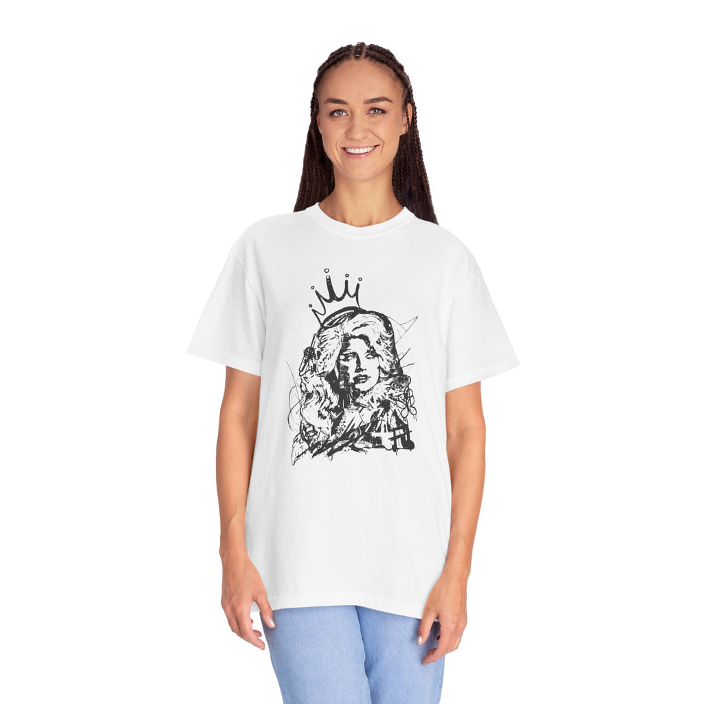 Queen of Country Graffiti Tee