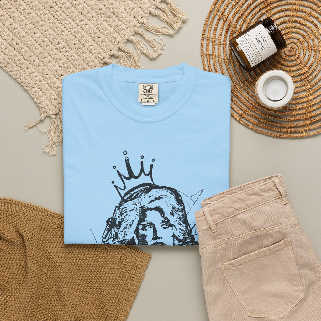 Queen of Country Graffiti Tee
