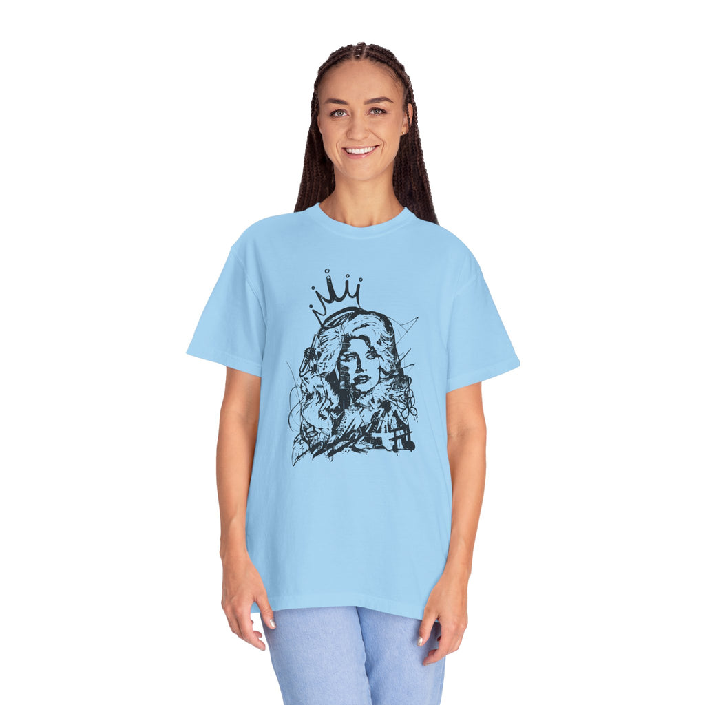 Queen of Country Graffiti Tee
