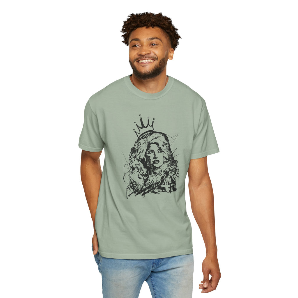 Queen of Country Graffiti Tee