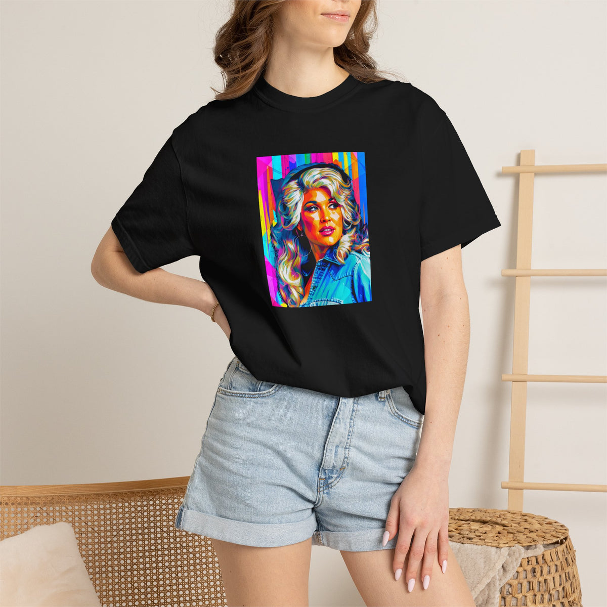 Queen of Country Tee
