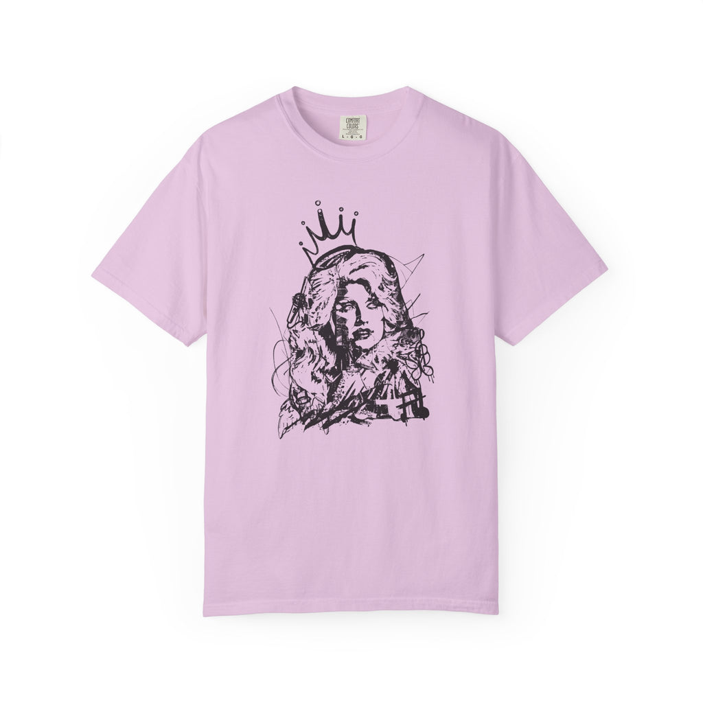 Queen of Country Graffiti Tee