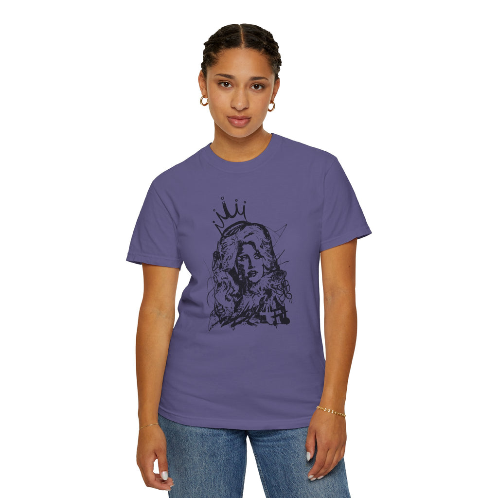 Queen of Country Graffiti Tee