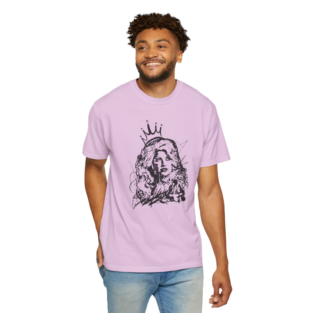 Queen of Country Graffiti Tee