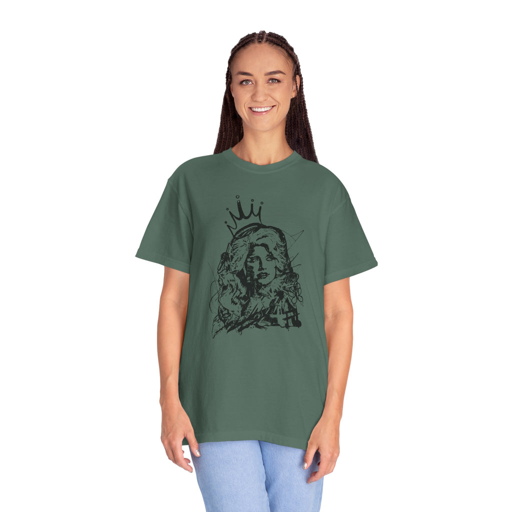Queen of Country Graffiti Tee