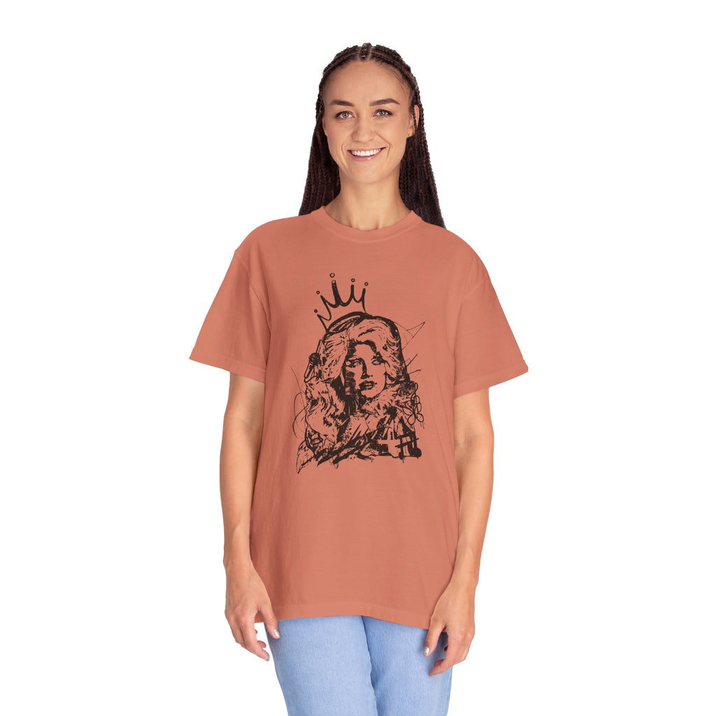 Queen of Country Graffiti Tee