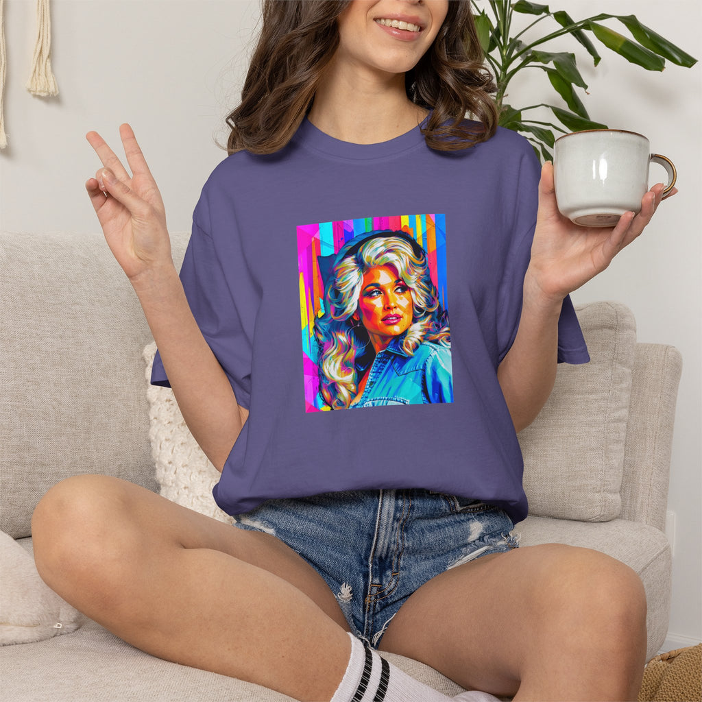 Queen of Country Tee