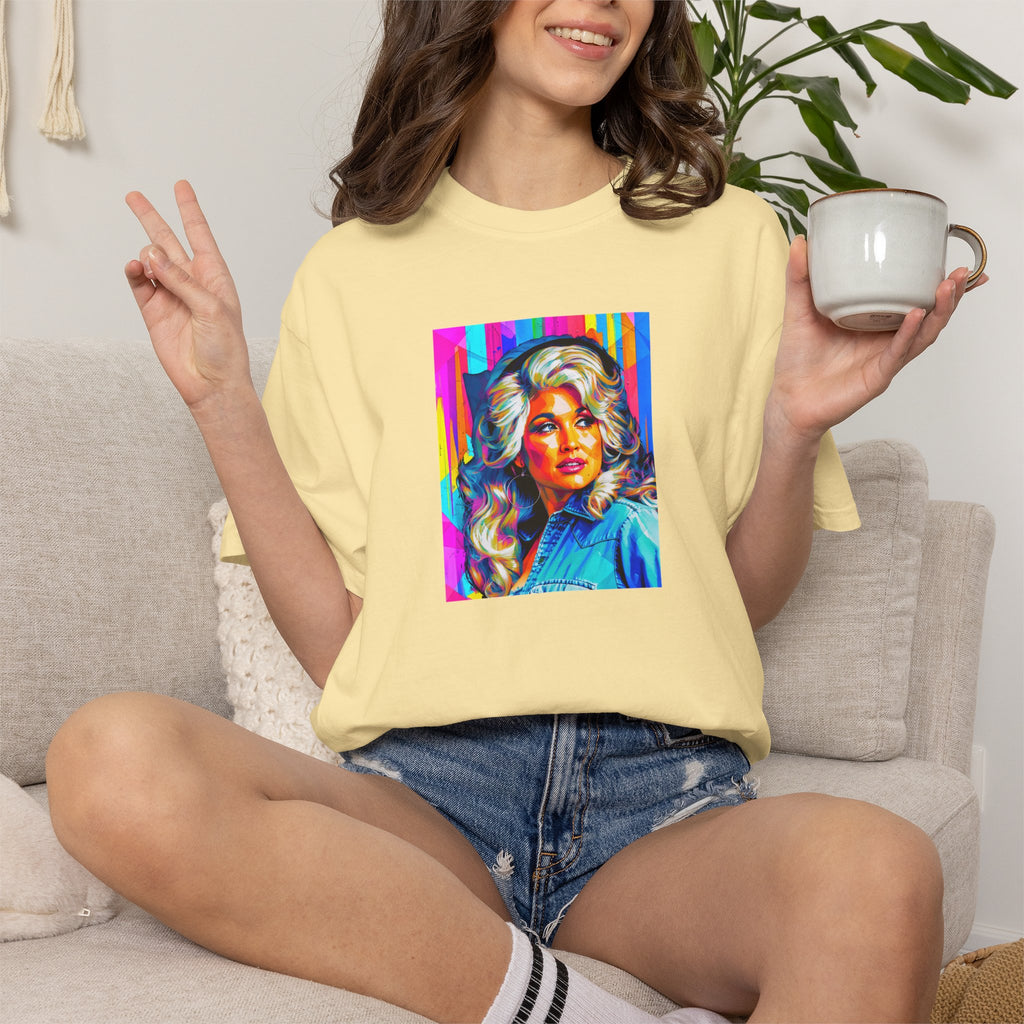Queen of Country Tee