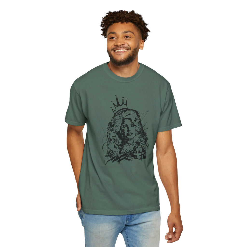 Queen of Country Graffiti Tee
