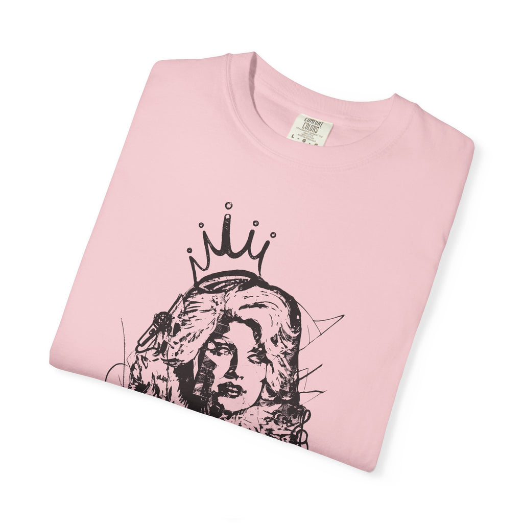 Queen of Country Graffiti Tee