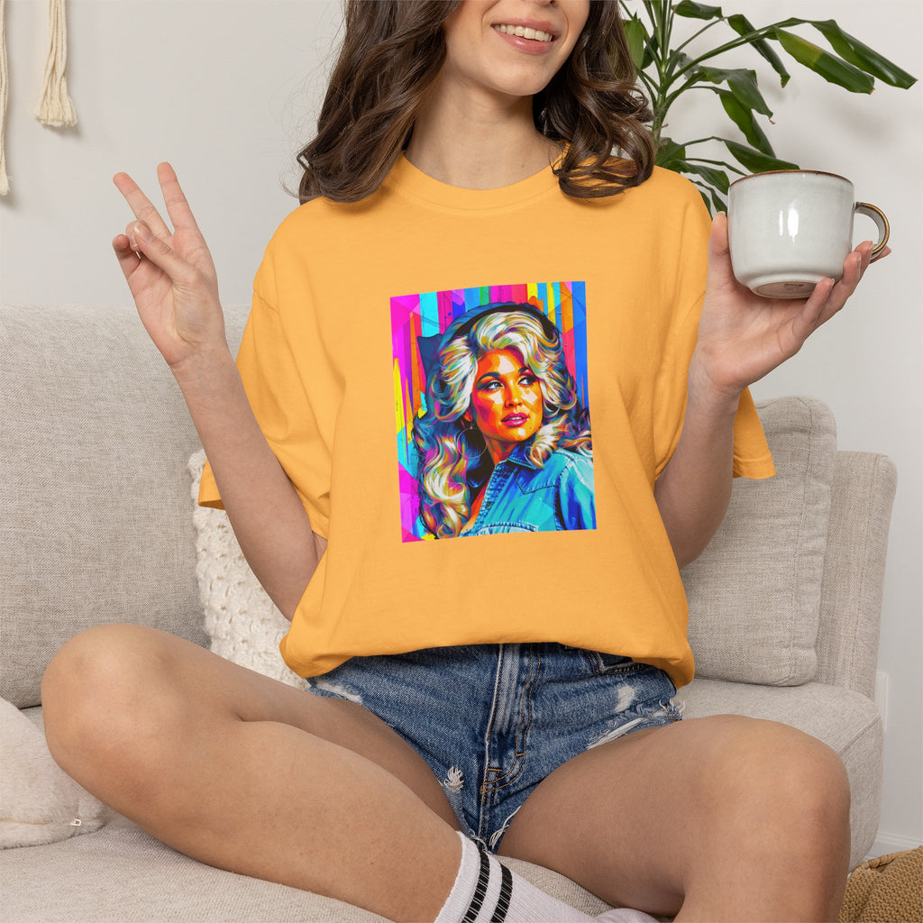 Queen of Country Tee
