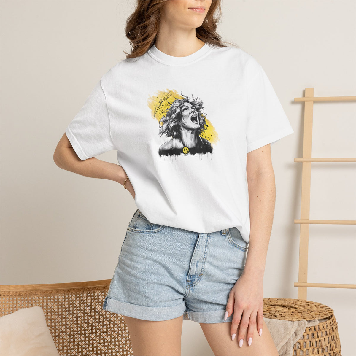 Voicemail TV Tee