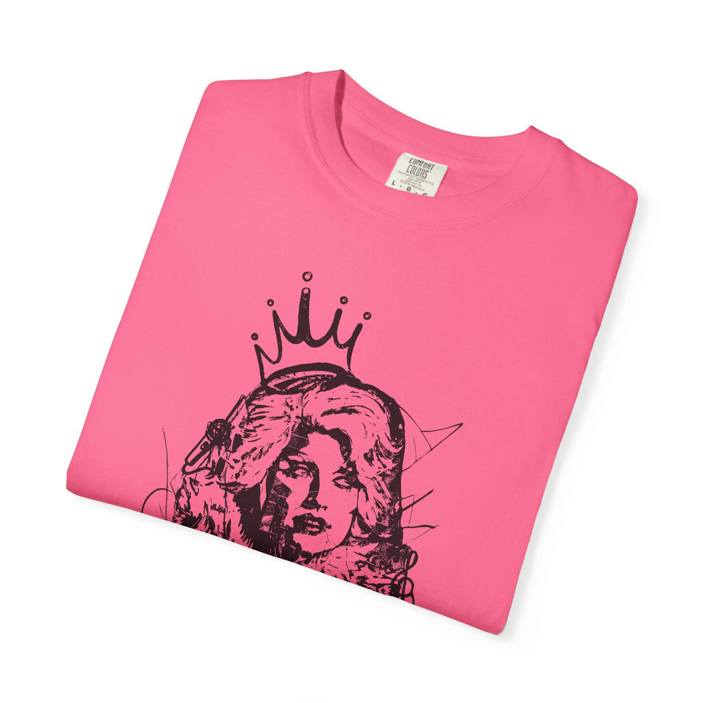 Queen of Country Graffiti Tee
