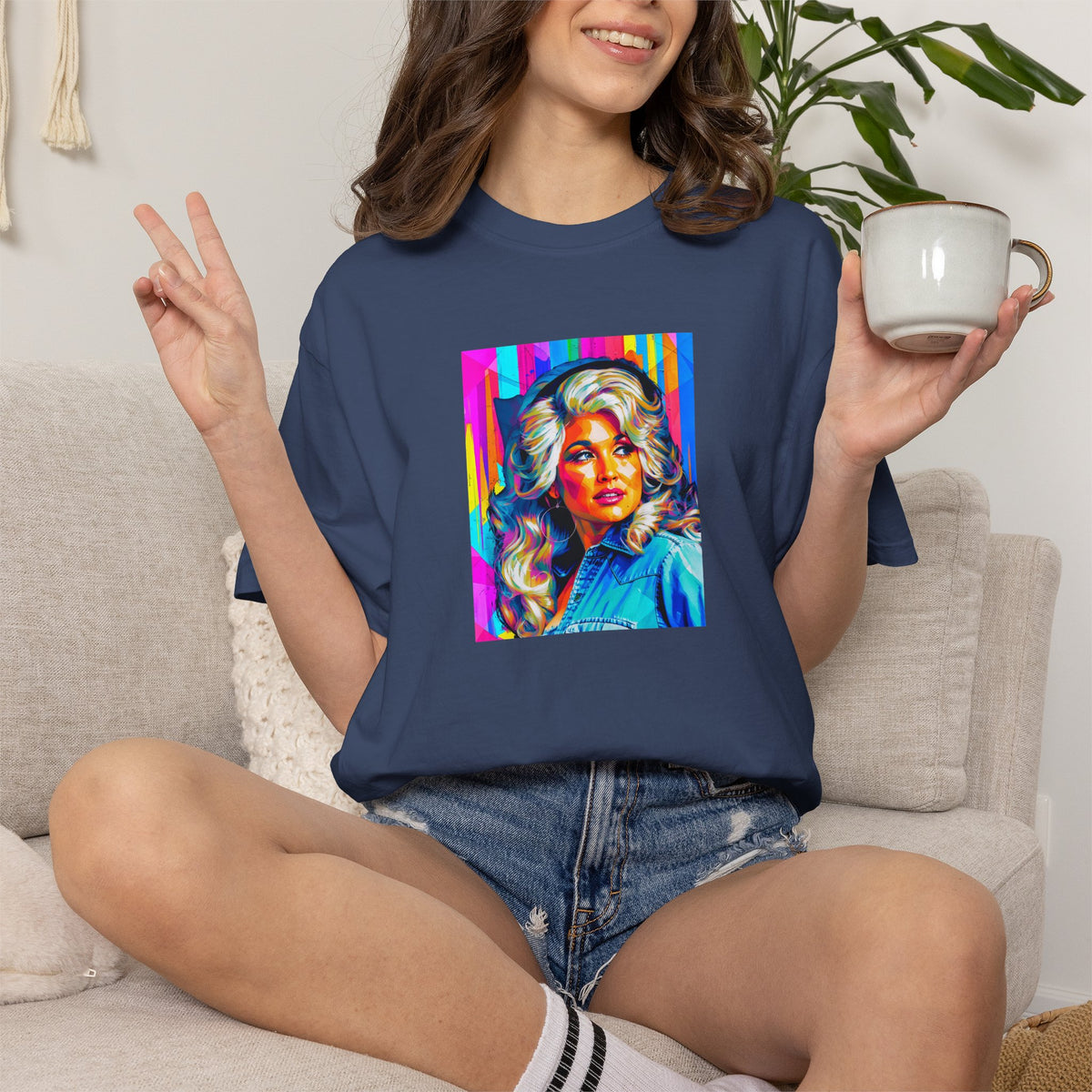 Queen of Country Tee