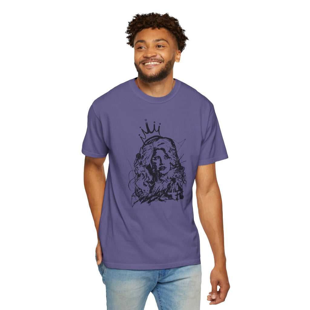 Queen of Country Graffiti Tee