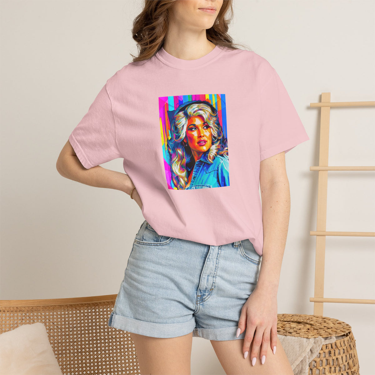 Queen of Country Tee