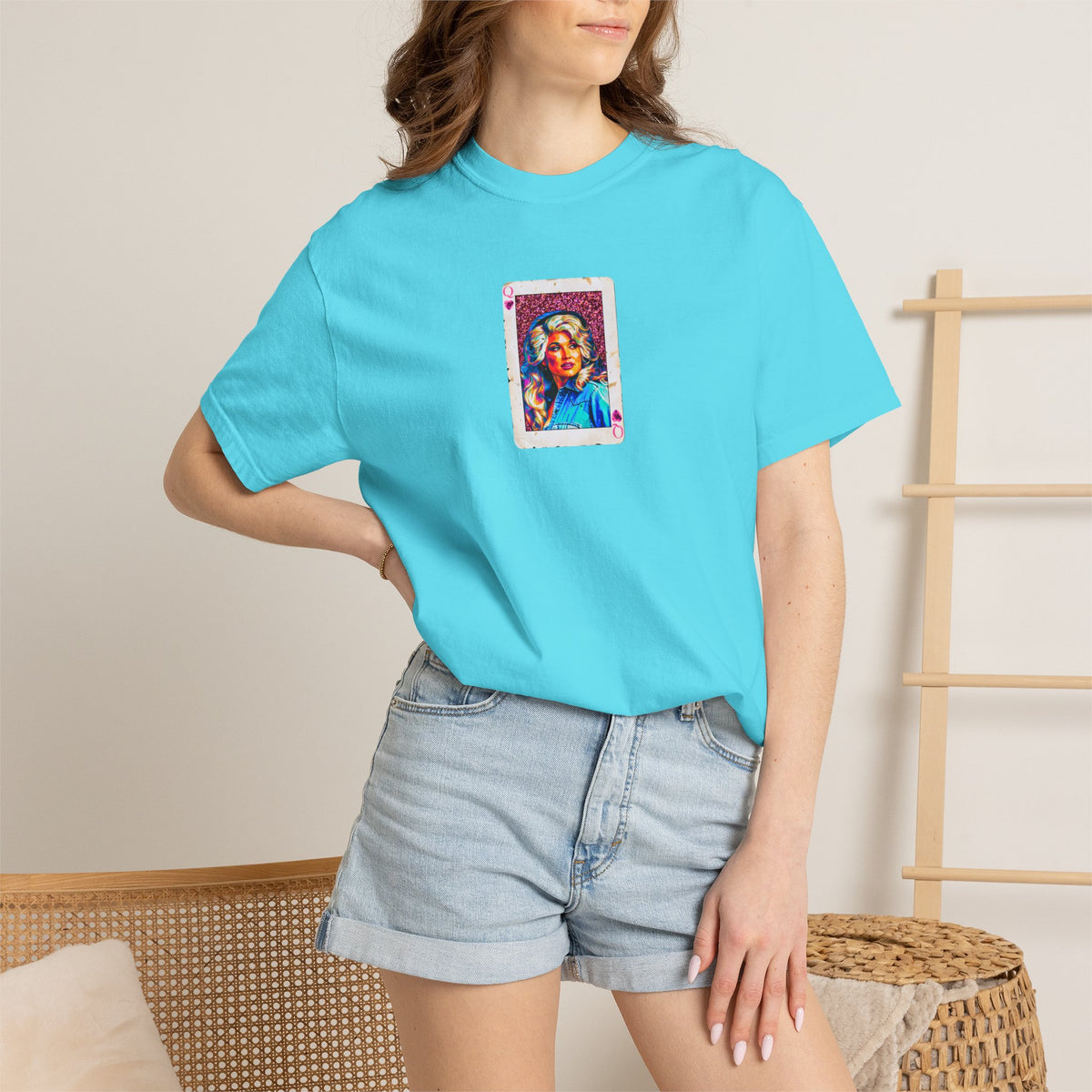 Queen of Country Hearts Tee