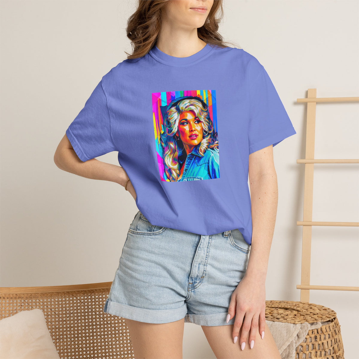 Queen of Country Tee