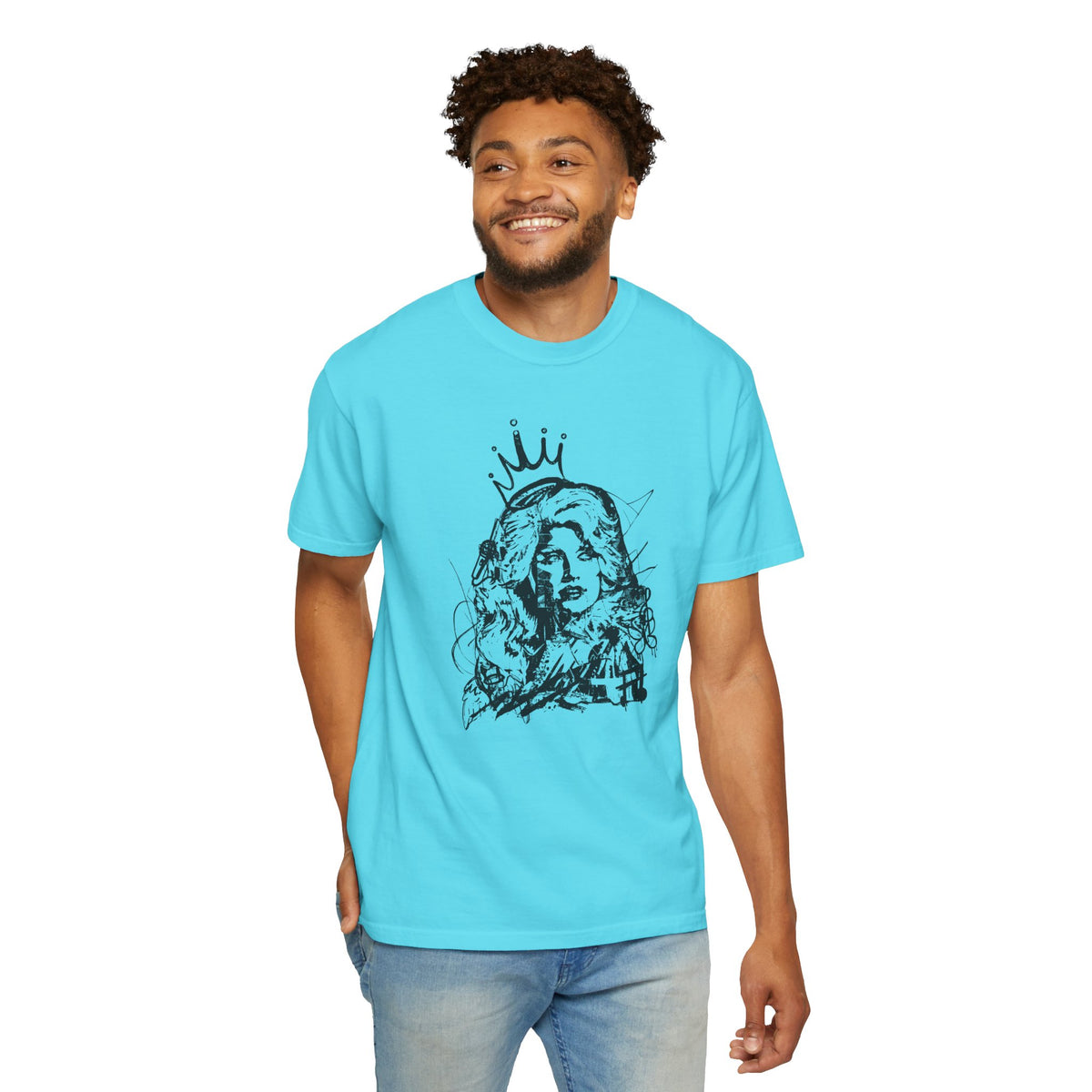 Queen of Country Graffiti Tee