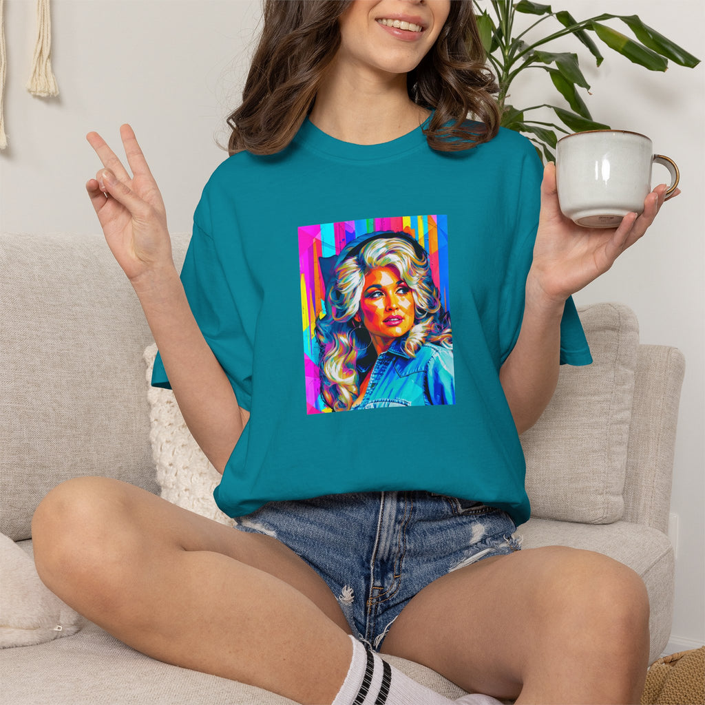 Queen of Country Tee