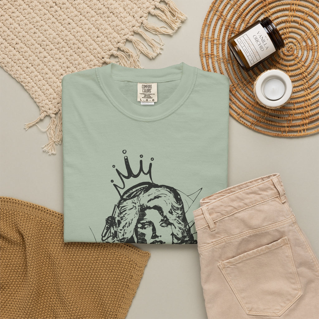 Queen of Country Graffiti Tee