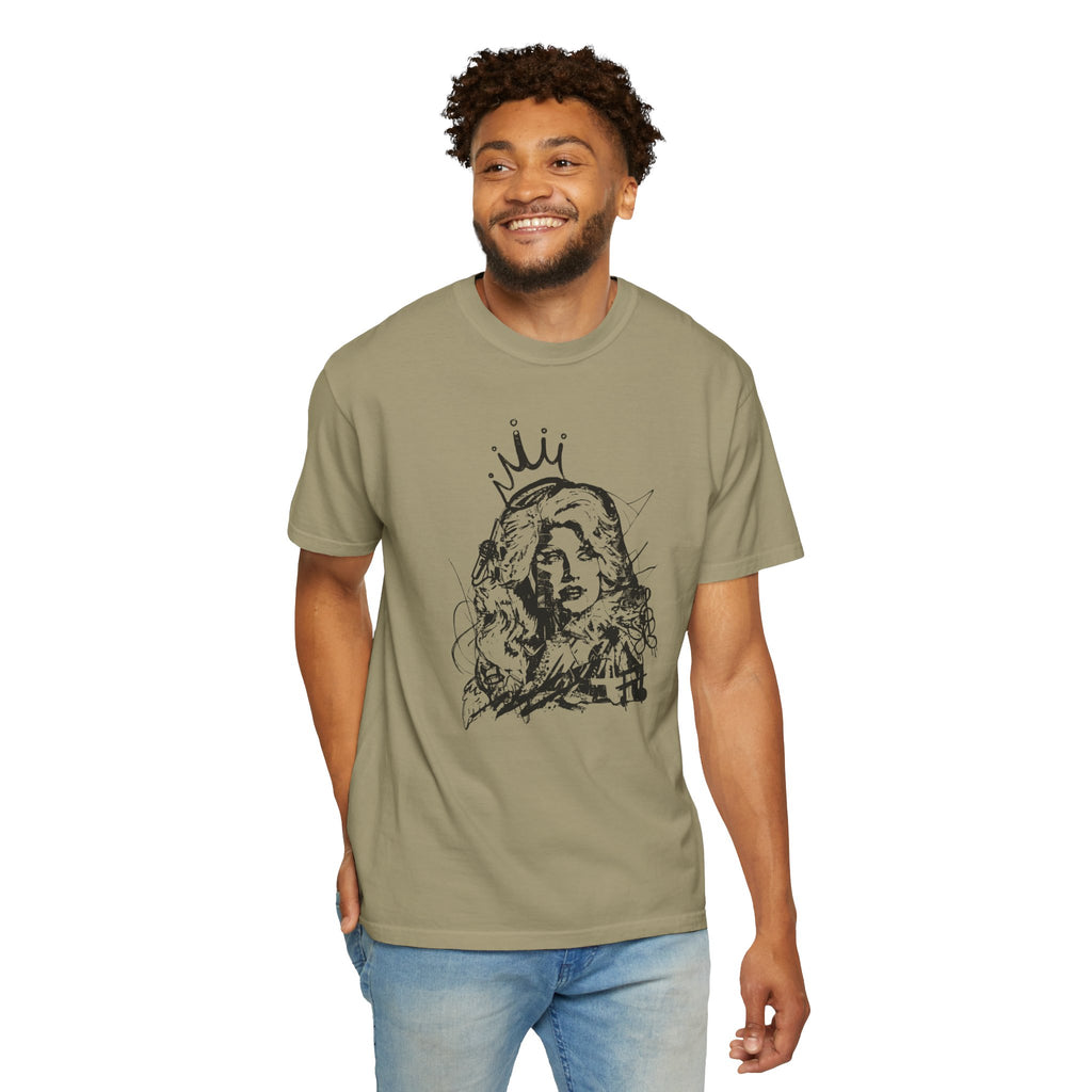 Queen of Country Graffiti Tee