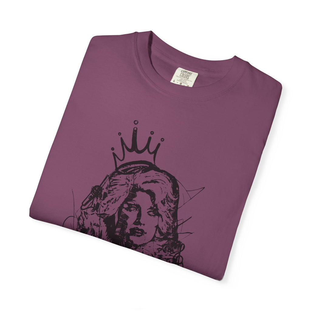 Queen of Country Graffiti Tee